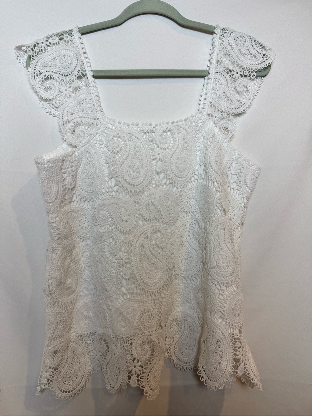 White Lace Tank Top - Scalloped Paisley Crochet